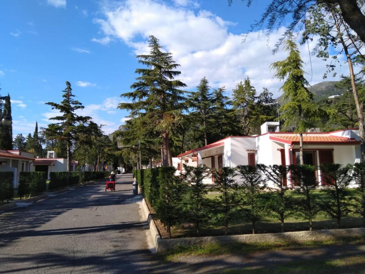 Villaggio Turistico La Mantinera - Appartamenti De Luxe Praia a Mare Exterior photo