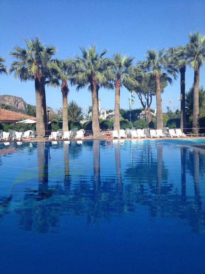 Villaggio Turistico La Mantinera - Appartamenti De Luxe Praia a Mare Exterior photo
