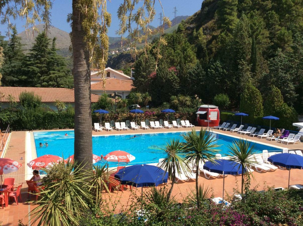 Villaggio Turistico La Mantinera - Appartamenti De Luxe Praia a Mare Exterior photo