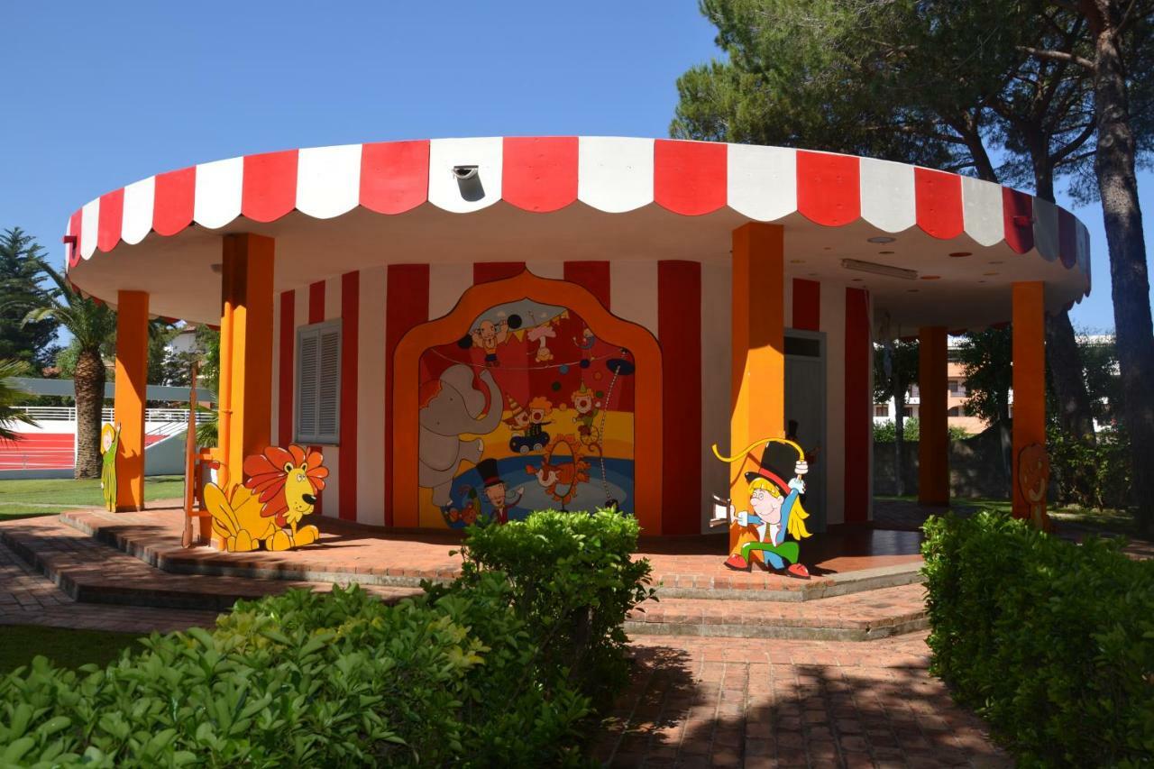 Villaggio Turistico La Mantinera - Appartamenti De Luxe Praia a Mare Exterior photo