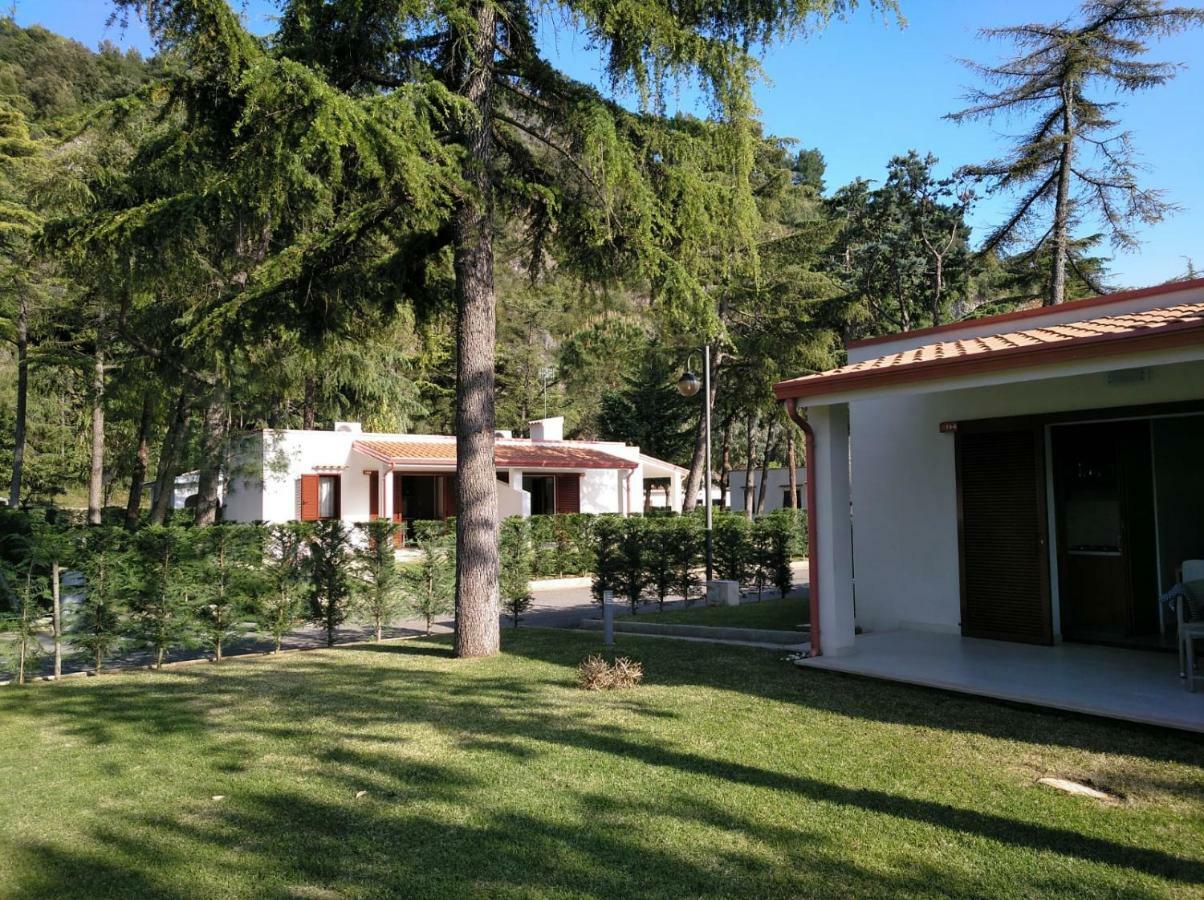 Villaggio Turistico La Mantinera - Appartamenti De Luxe Praia a Mare Exterior photo